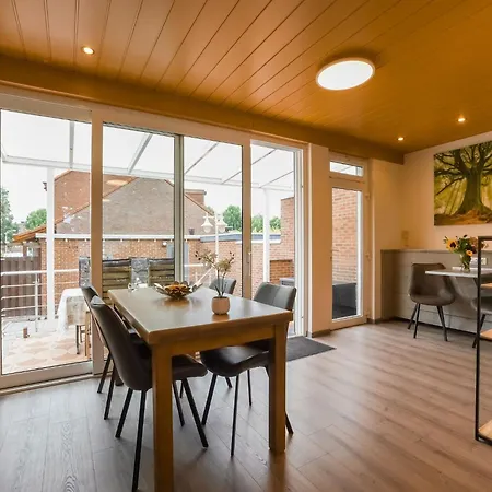 Holiday home With Garden, Limburg, Cleaning Included