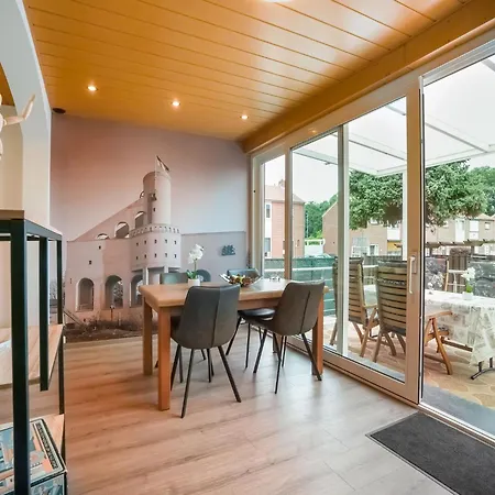 Holiday home With Garden, Limburg, Cleaning Included Kerkrade