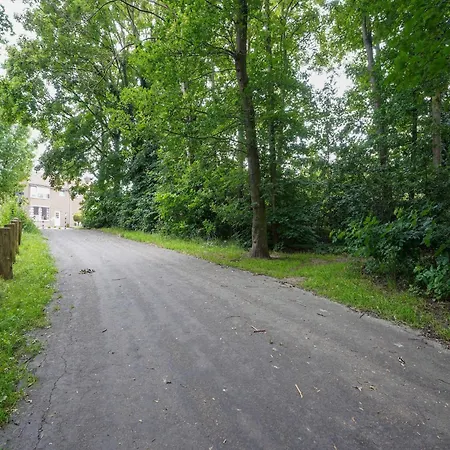 Holiday home With Garden, Limburg, Cleaning Included
