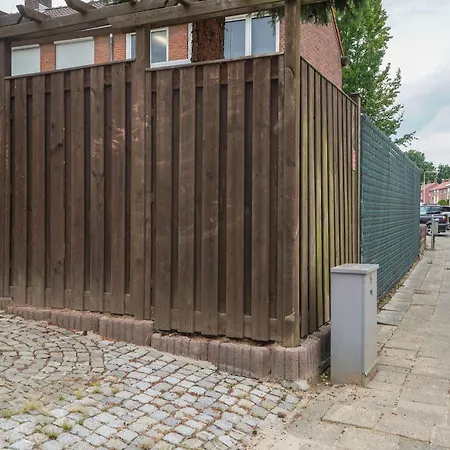 Holiday home With Garden, Limburg, Cleaning Included *